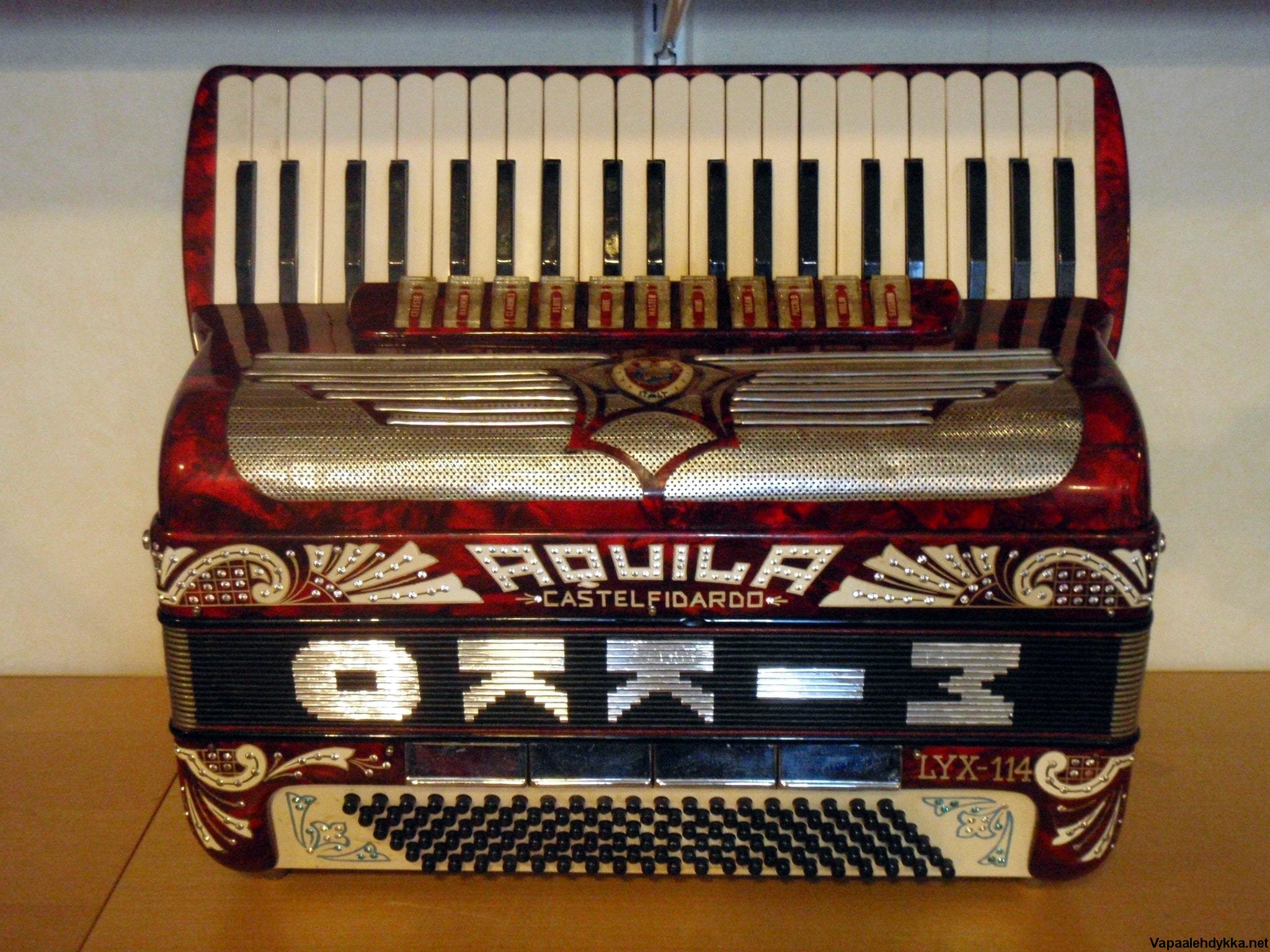 accordion gabbanelli wallpaper